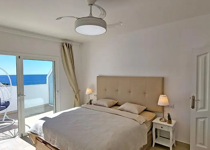 Ocean Sounds 1 Apartman *